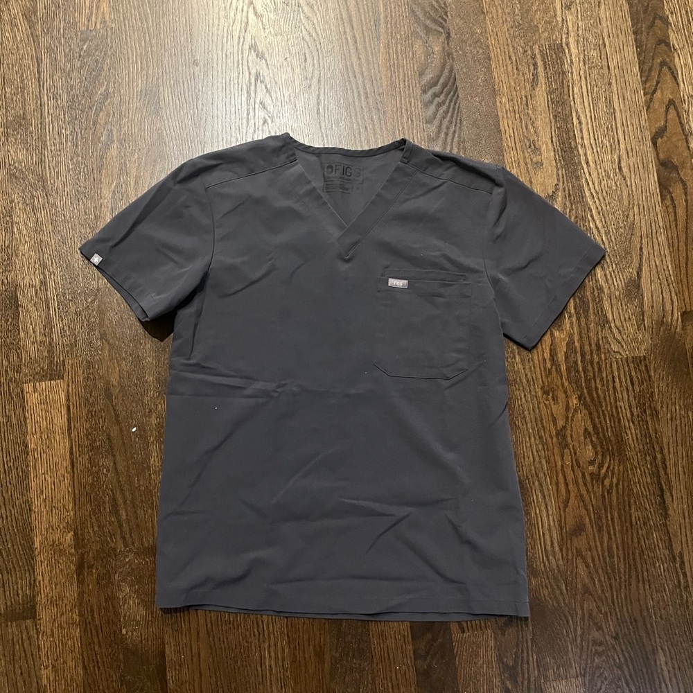 Figs Leon Scrub Top Charcoal Men’s Medium